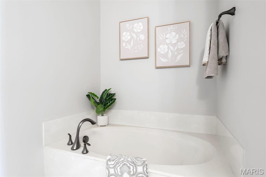 Wildwood, Missouri 63040, United States, 4 Bedrooms Bedrooms, ,4 BathroomsBathrooms,Residential,Active,140521