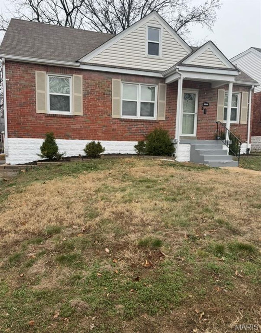 Photo of 8605 Neier Lane, Affton, MO 63123 (MLS # 26000097)