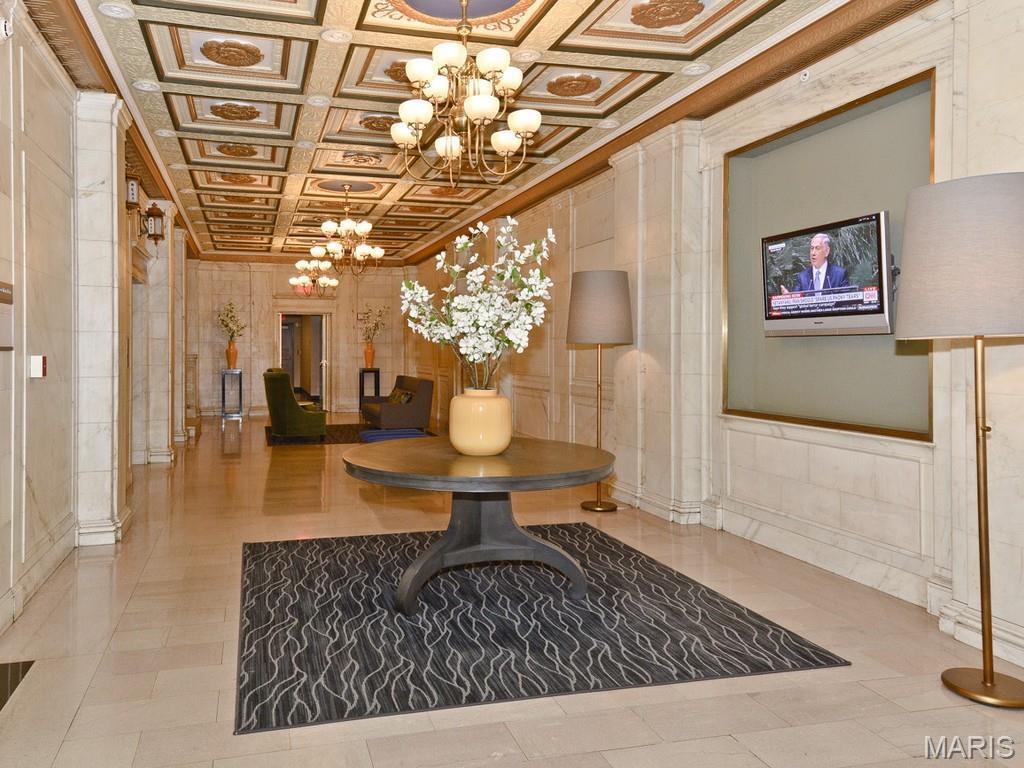 314 N Broadway 1804