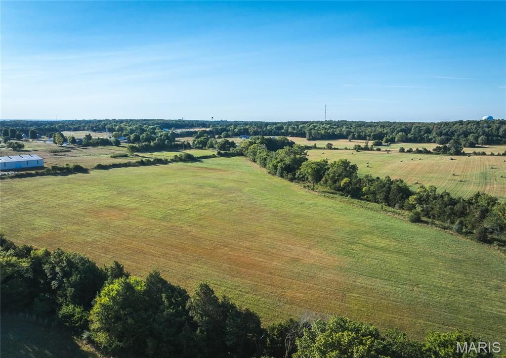 Photo of TBD Highway MM-Tract 3, Lebanon, MO 65536 (MLS # 26007897)
