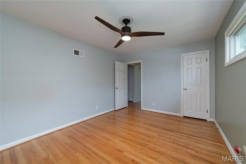 Tiny photo for 422 Barron Lane, Webster Groves, MO 63119 (MLS # 26028823)