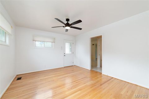 Tiny photo for 422 Barron Lane, Webster Groves, MO 63119 (MLS # 26028823)