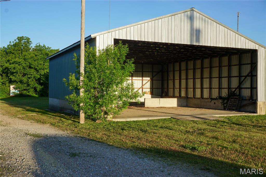 St. James - Commercial Sale