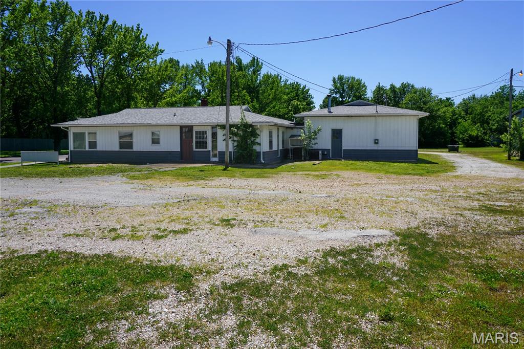 St. James - Commercial Sale