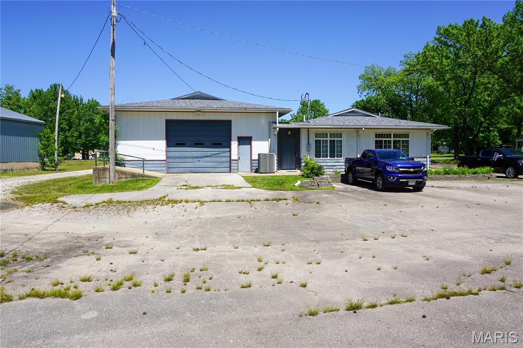 St. James - Commercial Sale