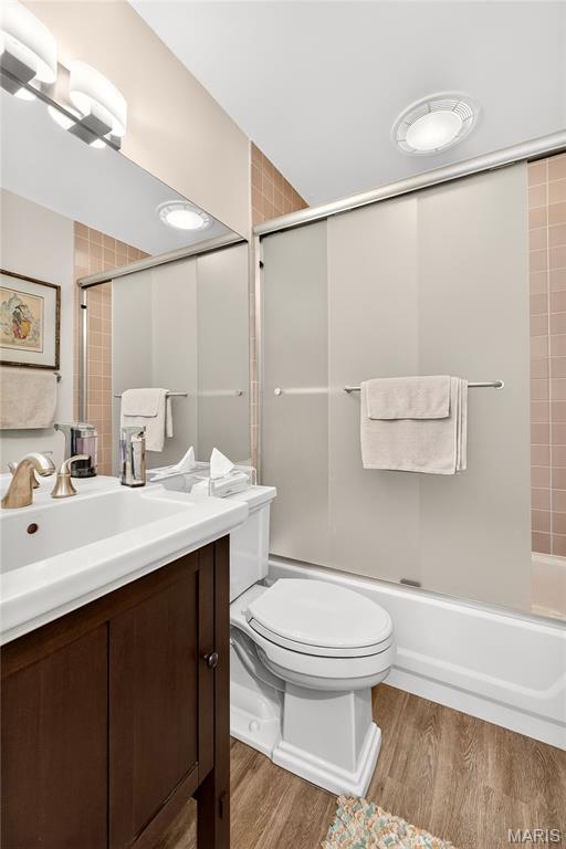 St Louis, Missouri 63122, United States, 3 Bedrooms Bedrooms, ,3 BathroomsBathrooms,Residential,Active,175151