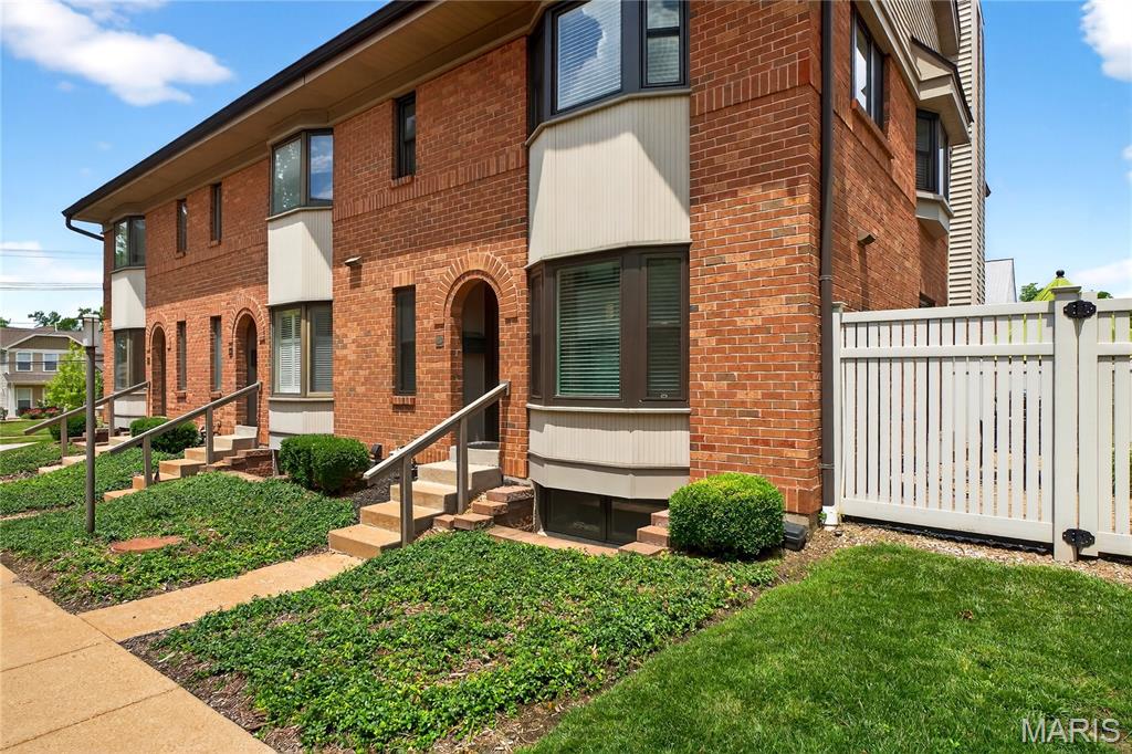 St Louis, Missouri 63122, United States, 3 Bedrooms Bedrooms, ,3 BathroomsBathrooms,Residential,Active,175151