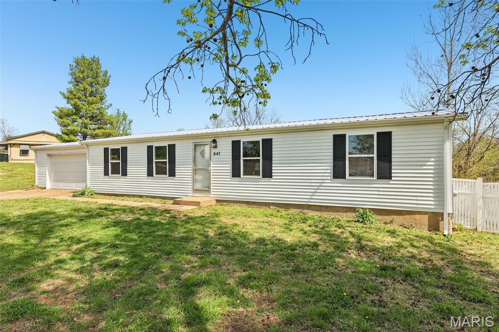 Photo of 641 Carolee Court, Villa Ridge, MO 63089 (MLS # 26017869)