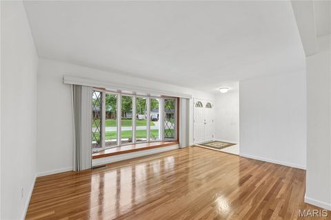 Tiny photo for 13028 Ambois Drive, Creve Coeur, MO 63141 (MLS # 26025773)