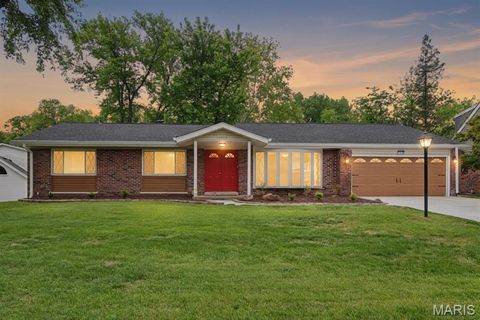 Tiny photo for 13028 Ambois Drive, Creve Coeur, MO 63141 (MLS # 26025773)