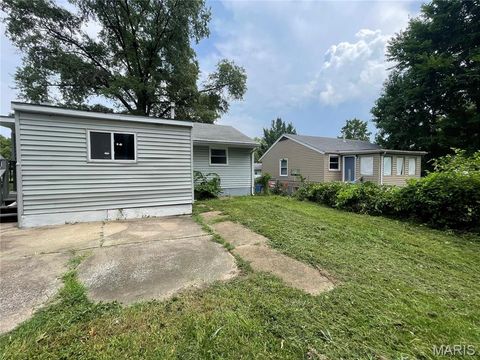 Tiny photo for 334 Lancashire Road, St Louis, MO 63137 (MLS # 26018860)