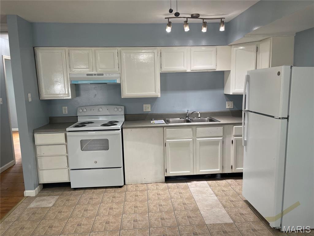 Glasgow Village Unit 3 - Residential