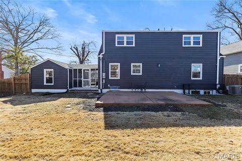 Tiny photo for 621 Meadowridge Lane, Kirkwood, MO 63122 (MLS # 26010914)