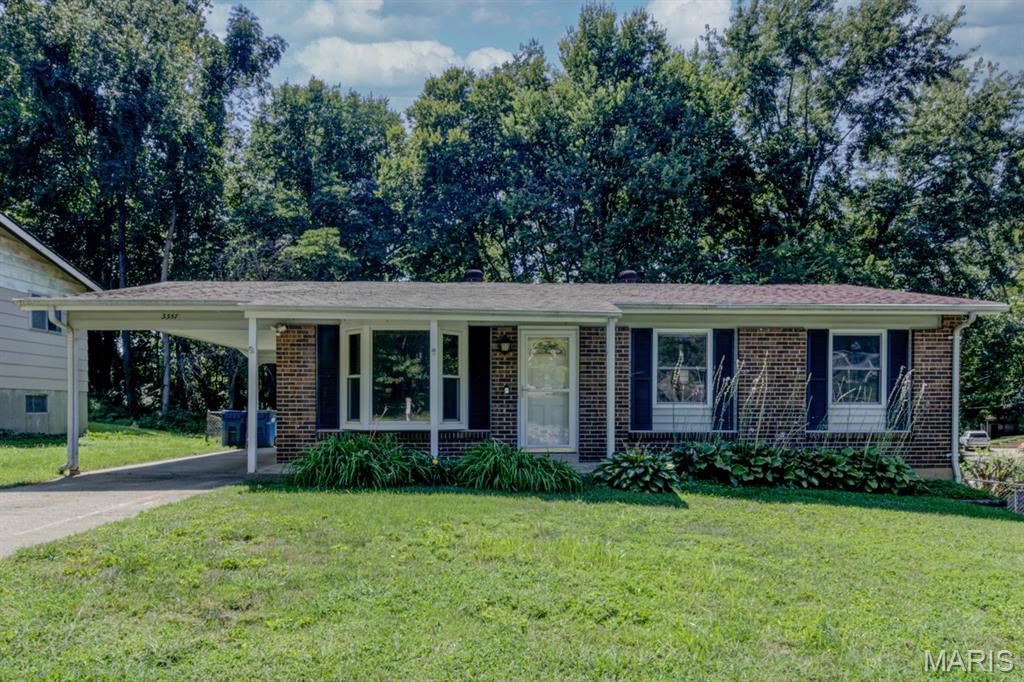 Photo of 3357 Glendale Avenue, St Charles, MO 63301 (MLS # 26047323)