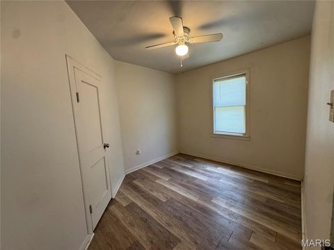 Tiny photo for 1511 Truman Street, Poplar Bluff, MO 63901 (MLS # 26042068)