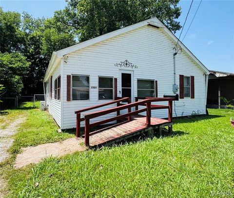 Photo of 1511 Truman Street, Poplar Bluff, MO 63901 (MLS # 26042068)