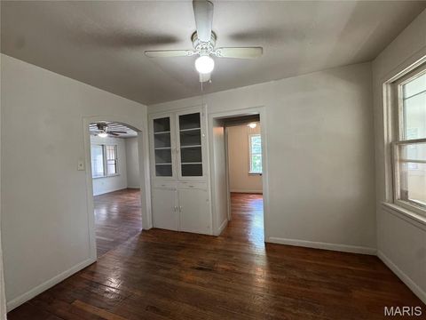 Tiny photo for 1511 Truman Street, Poplar Bluff, MO 63901 (MLS # 26042068)