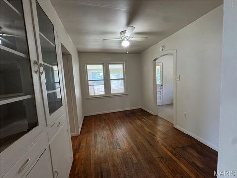 Tiny photo for 1511 Truman Street, Poplar Bluff, MO 63901 (MLS # 26042068)