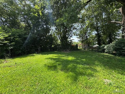 Tiny photo for 1511 Truman Street, Poplar Bluff, MO 63901 (MLS # 26042068)