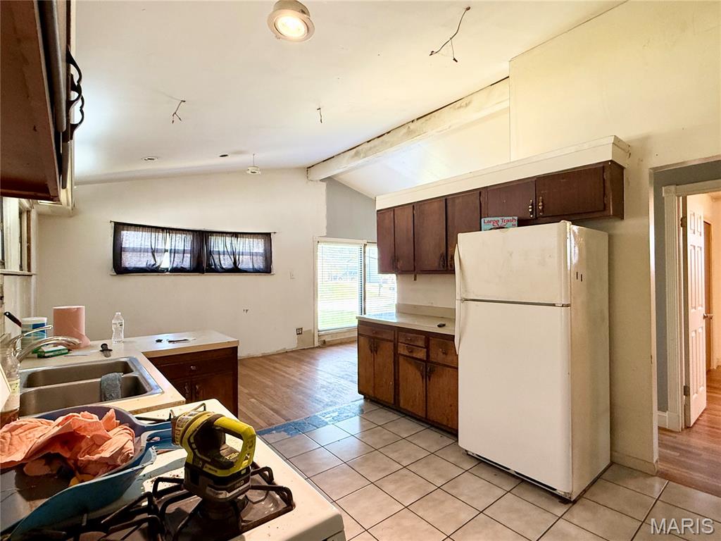 Oak Crest 2 - Residential