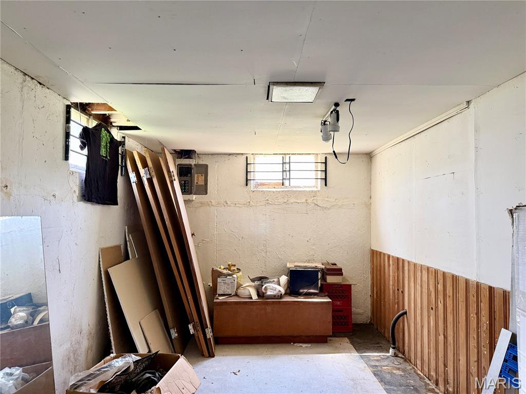 Oak Crest 2 - Residential