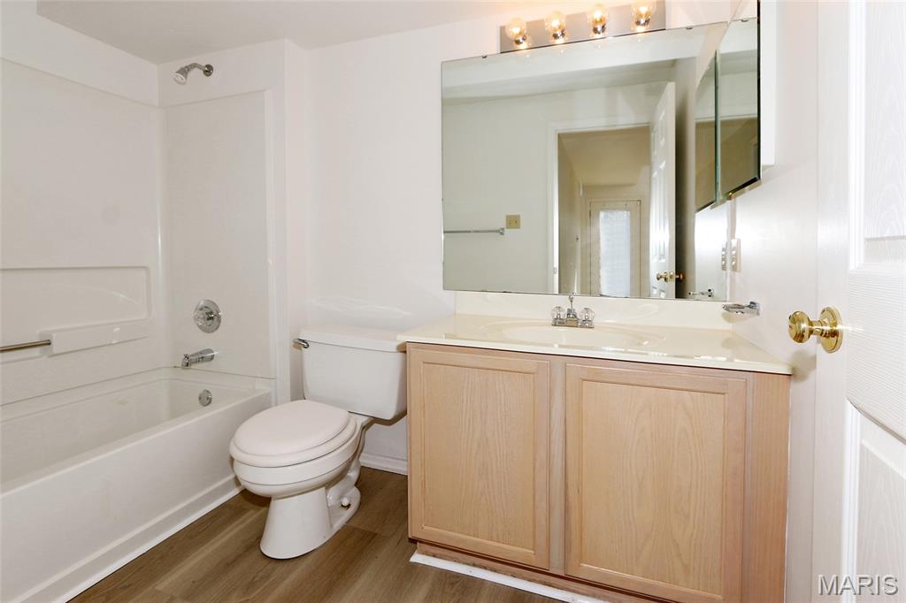 Jamestowne - Residential