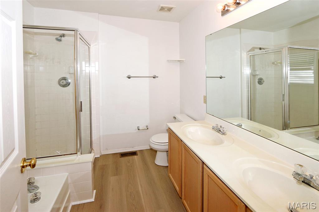 Jamestowne - Residential