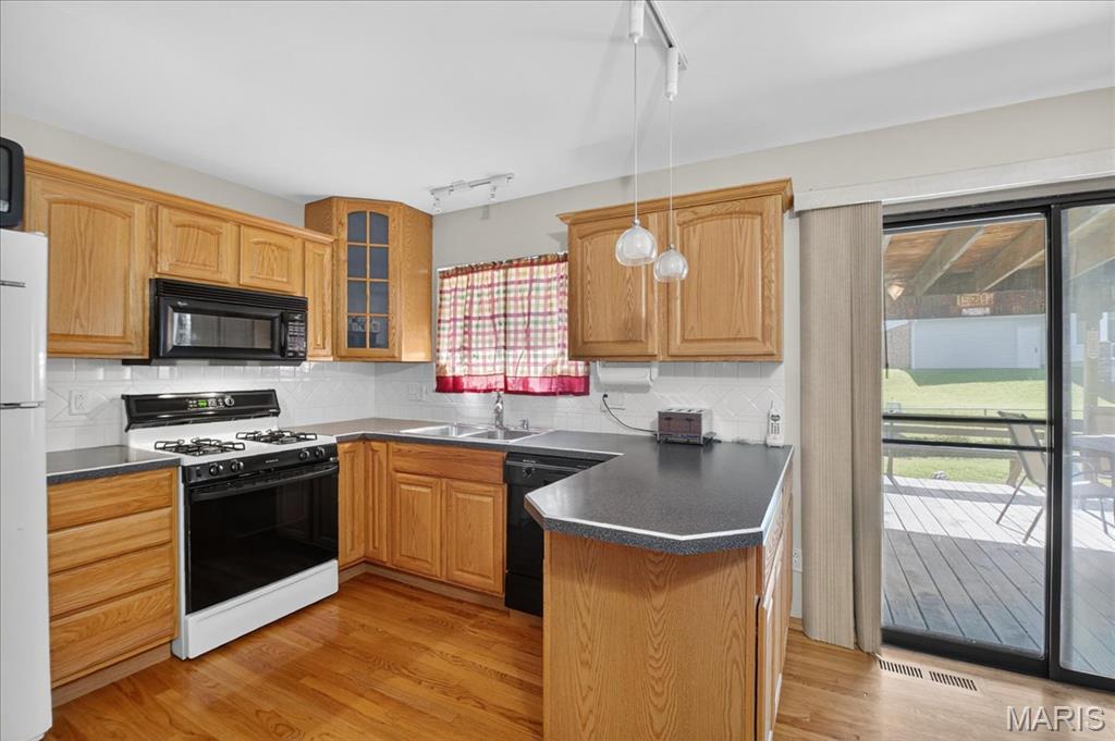 New England Town 2 - Residential