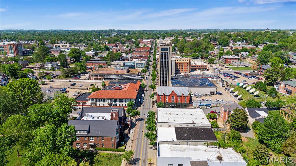 Range D - Commercial Lease