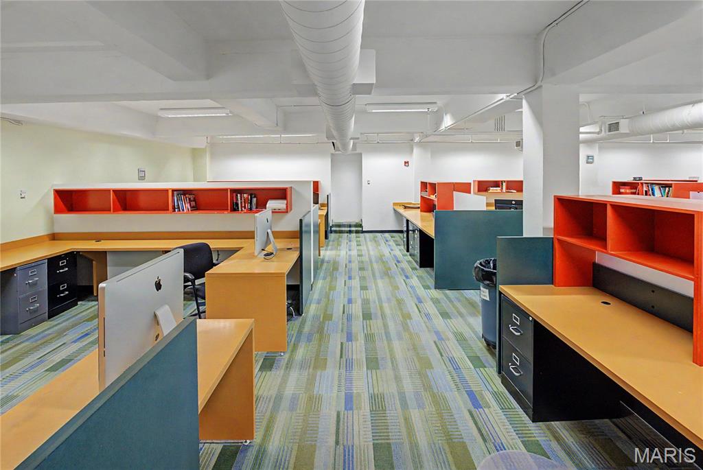 Range D - Commercial Lease