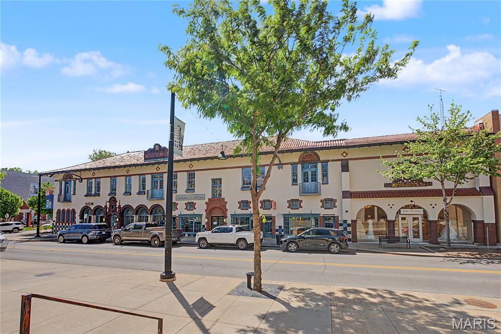 Range D - Commercial Lease