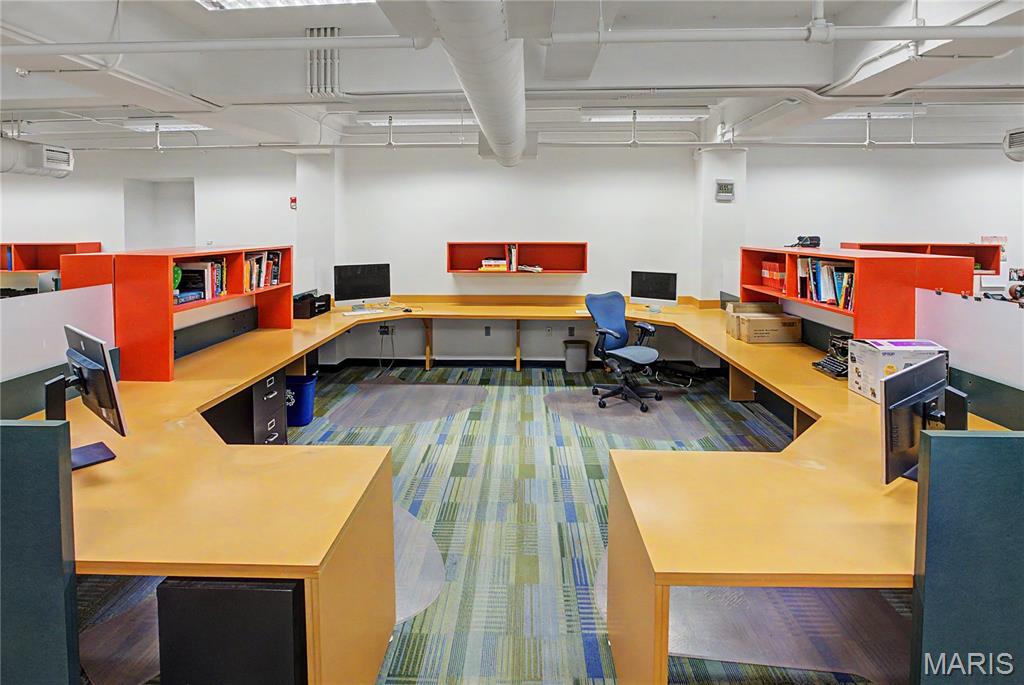 Range D - Commercial Lease