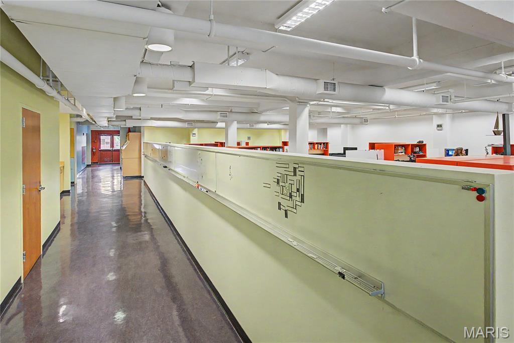 Range D - Commercial Lease