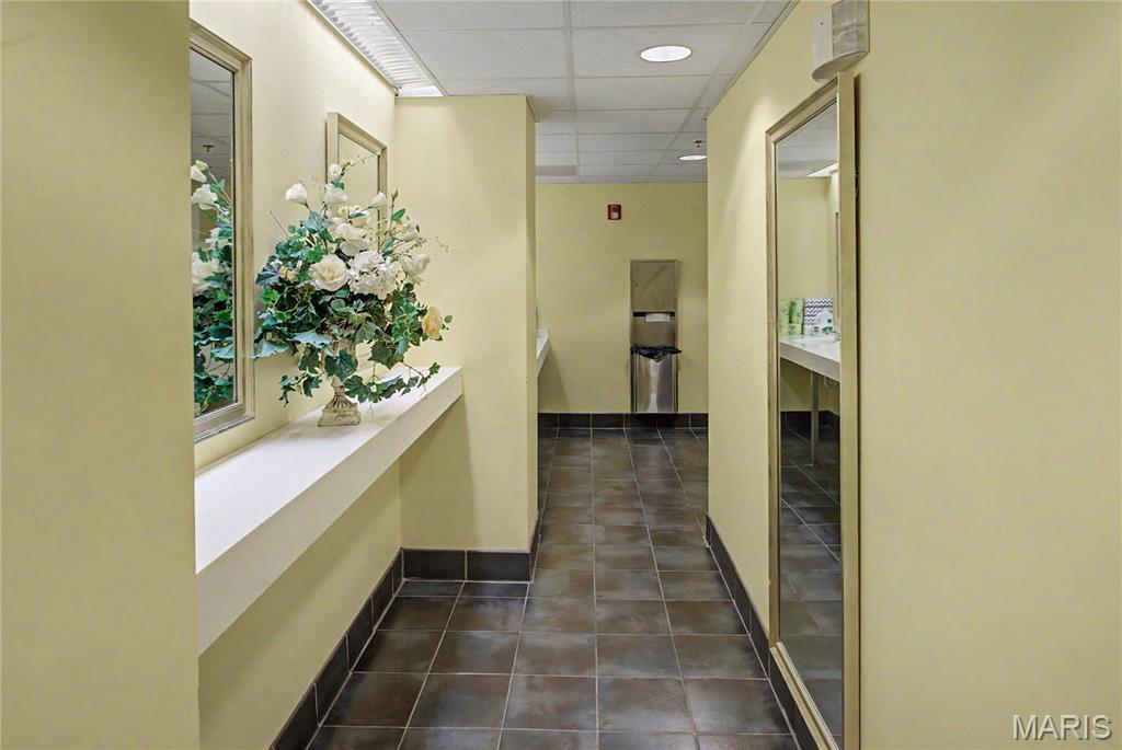 Range D - Commercial Lease