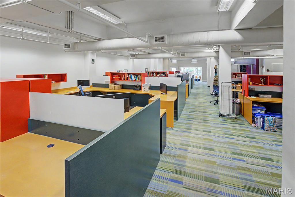 Range D - Commercial Lease