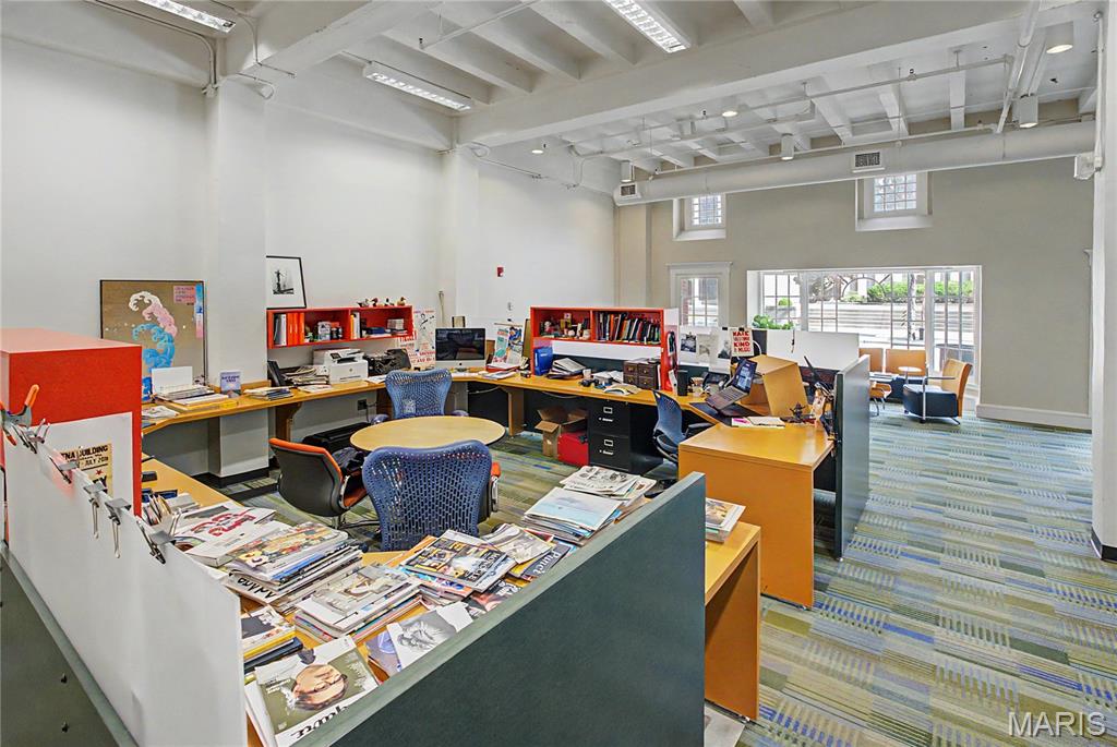 Range D - Commercial Lease