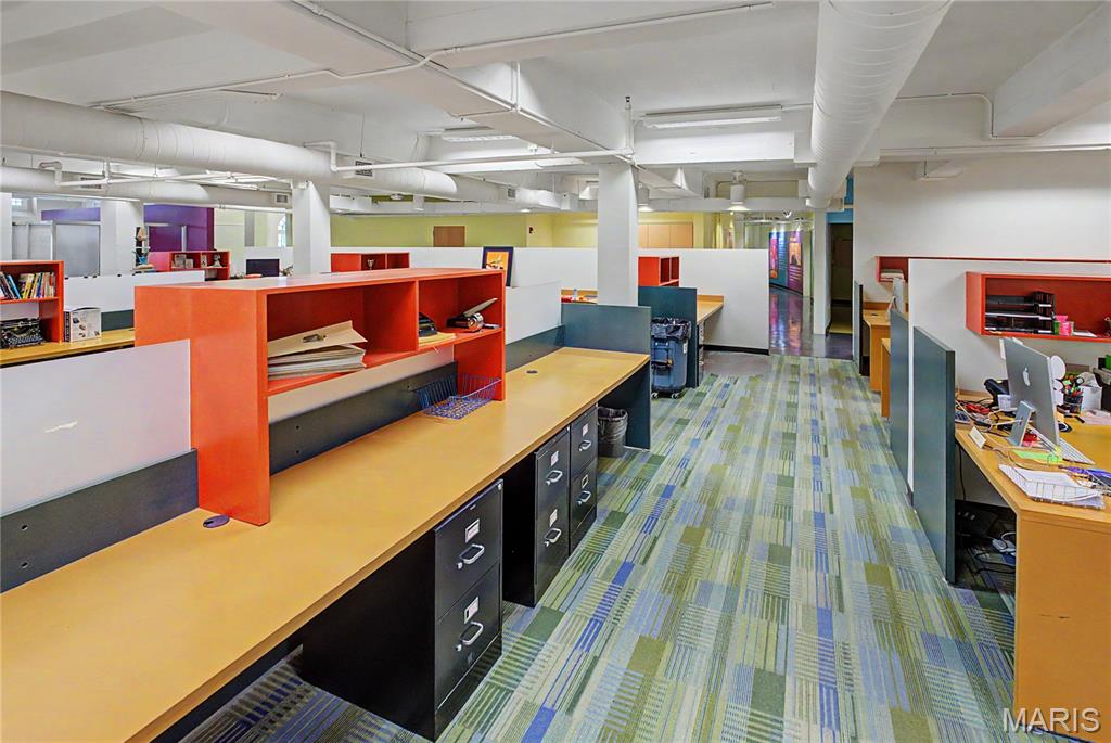 Range D - Commercial Lease