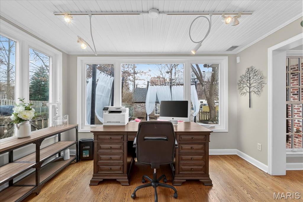 Wydown Forest - Residential