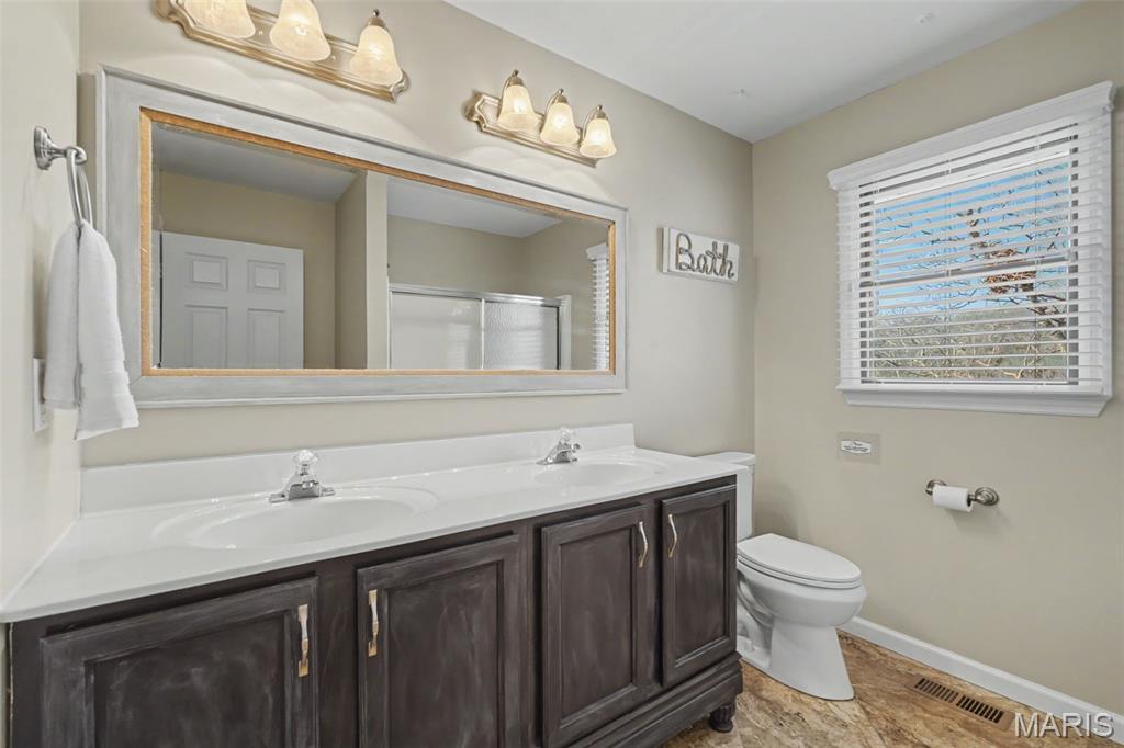 Lake Sherwood Estates - Residential