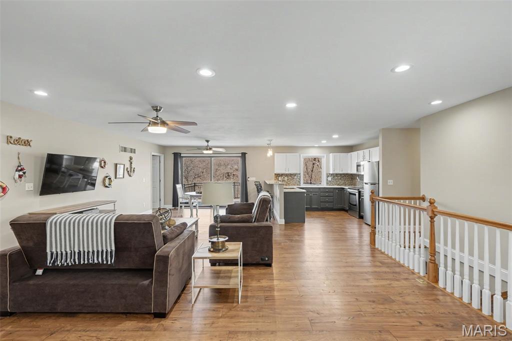 Lake Sherwood Estates - Residential