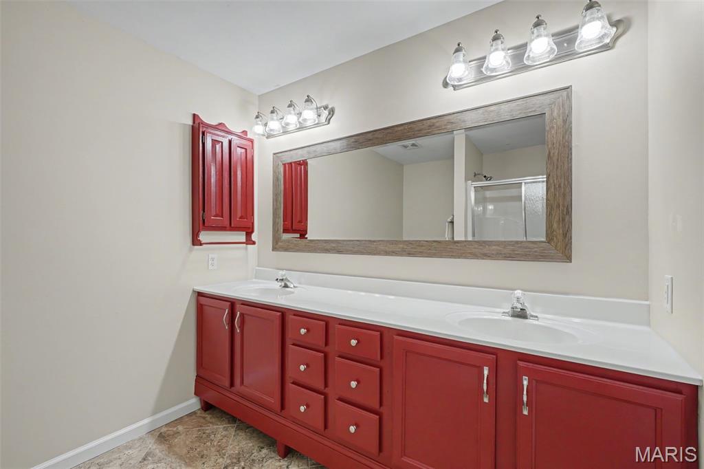 Lake Sherwood Estates - Residential