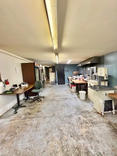 n/a - Commercial Sale