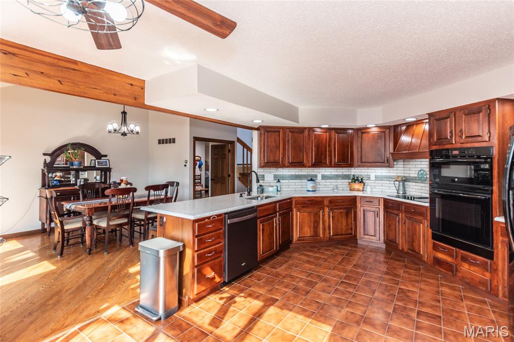 Lochmoor - Residential