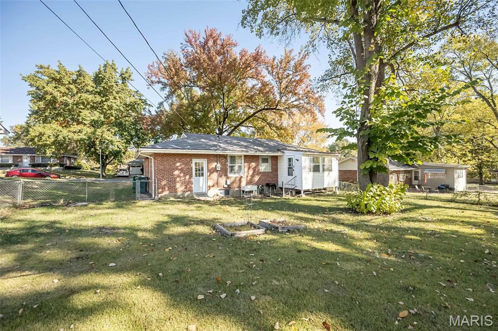 Bissell Hills 8 - Residential