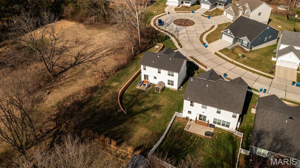 Lions Chase - Residential