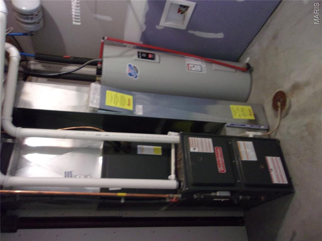 Twelve Oaks - Residential