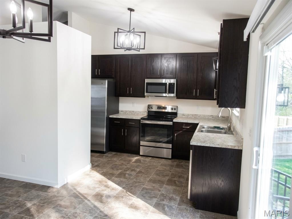 Twelve Oaks - Residential