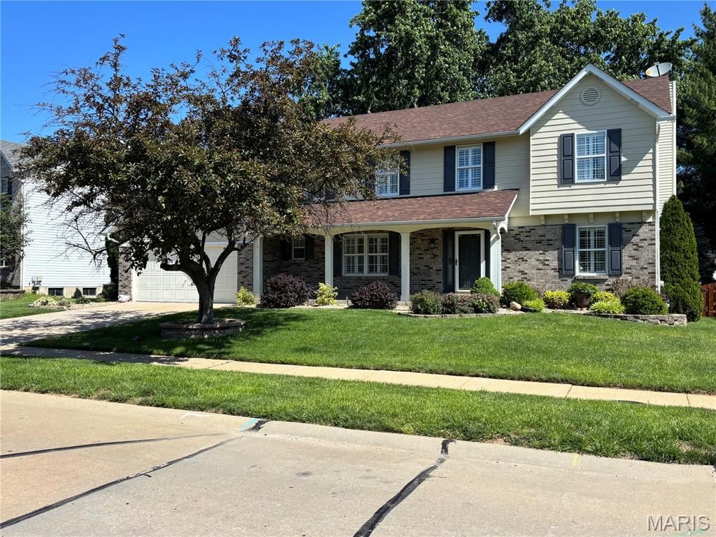 Photo of 2094 Autumn Wood Drive, St Charles, MO 63303 (MLS # 26029467)