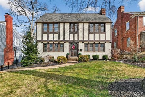 216 Elm Avenue Glendale MO 63122