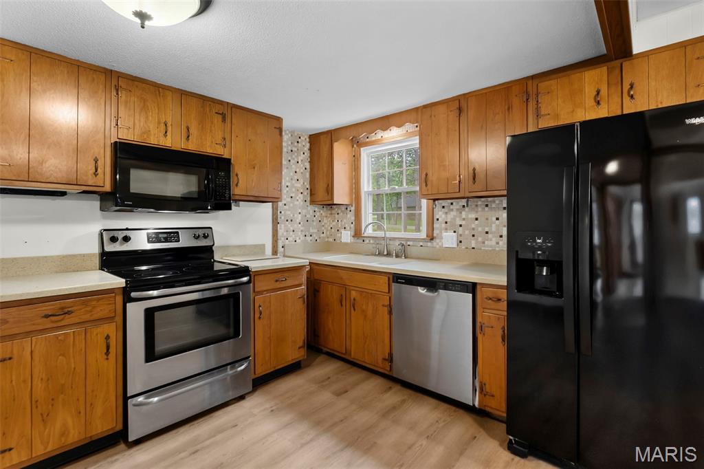 Twin Lakes - Residential